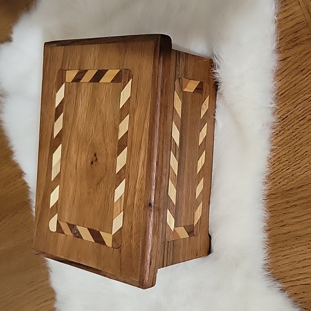 Vintage Handcrafted Wood Inlay Jewelry & Trinket Box - Art Deco Style